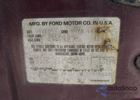 1989 Lincoln Town Car Signature z USA, uszkodzony, nr VIN 1LNBM82F1KY626931